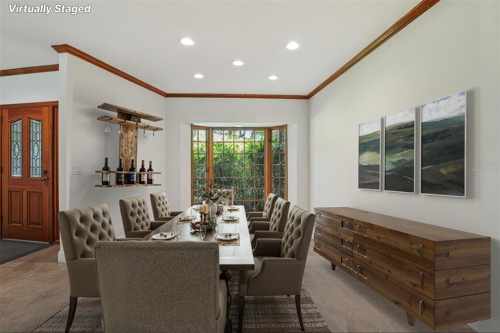 Listing photo id 6 for 4128 Carrollwood Village Drive