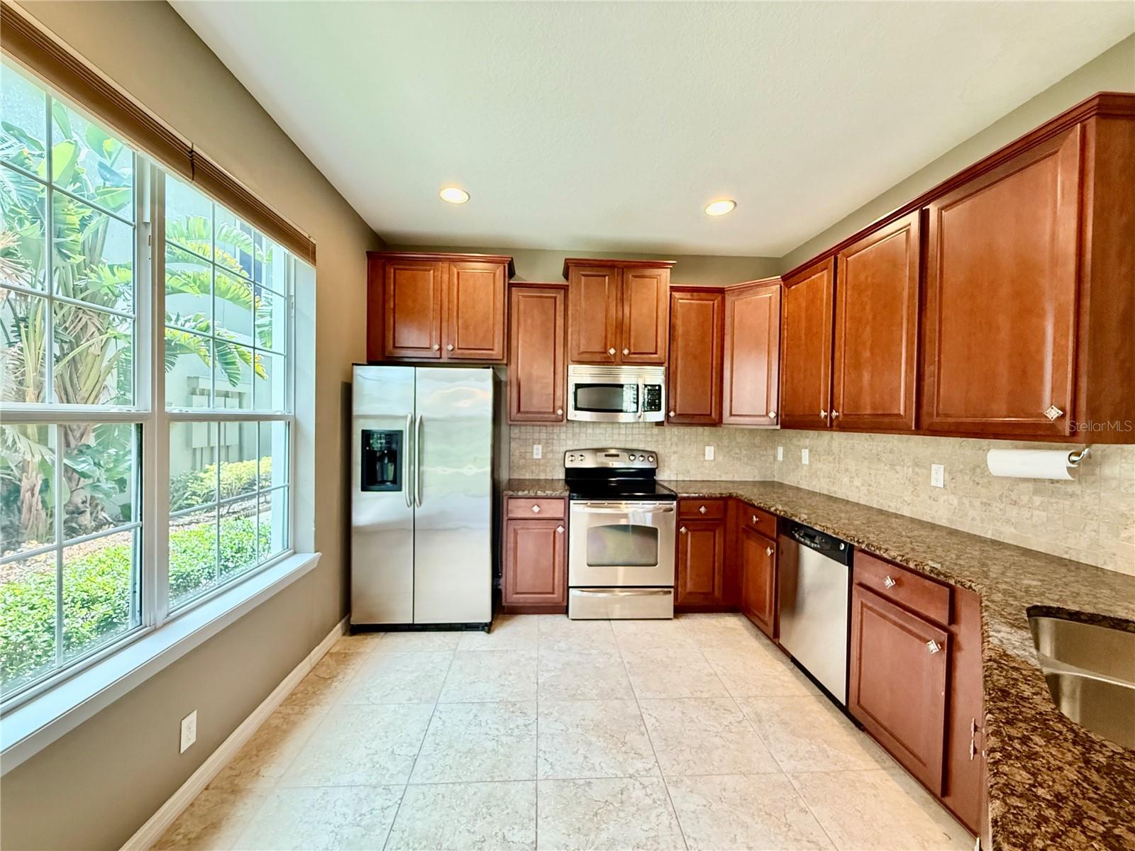 Image 9 of 32 For 7001 Interbay Boulevard 320