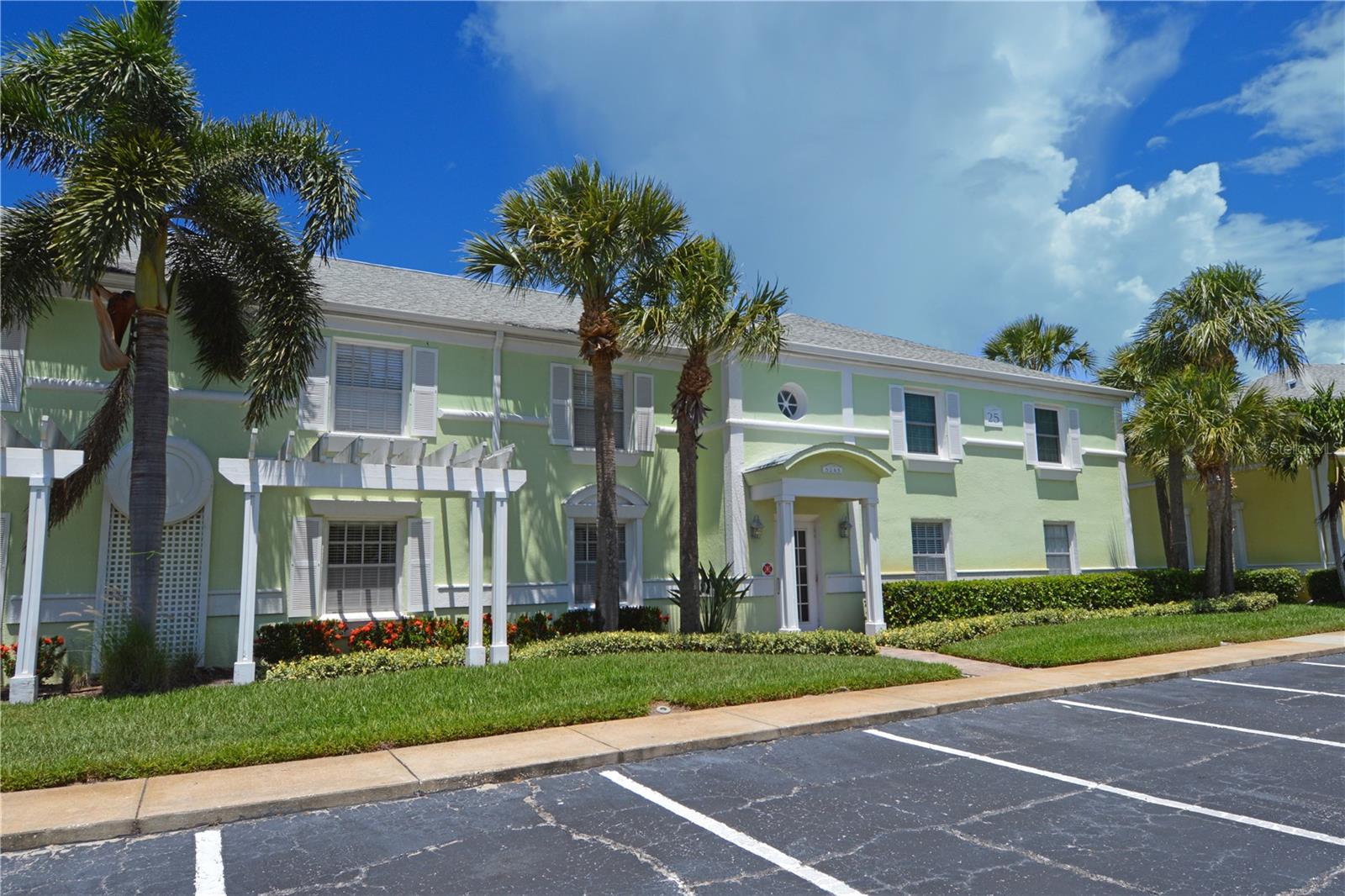 Image 2 of 100 For 5245 Coquina Key Drive Se A(furnishe