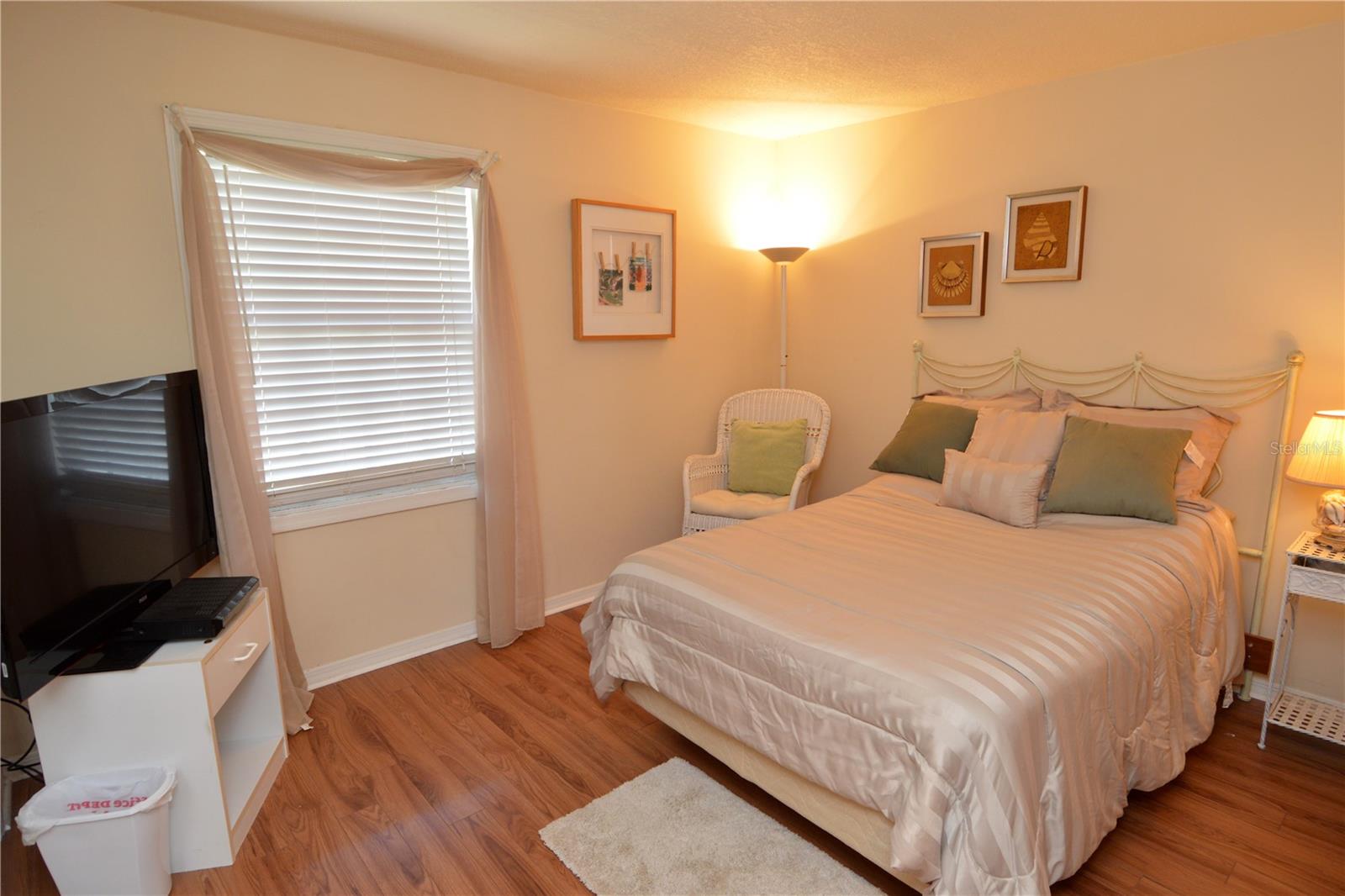 Image 34 of 100 For 5245 Coquina Key Drive Se A(furnishe