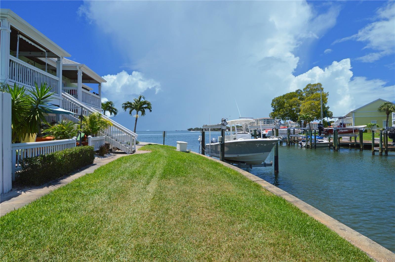 Image 50 of 100 For 5245 Coquina Key Drive Se A(furnishe