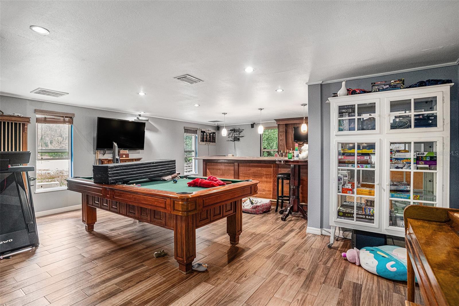 Listing photo id 12 for 36251 Horseshoe Drive