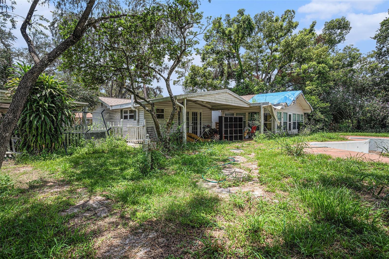 Listing photo id 17 for 36251 Horseshoe Drive
