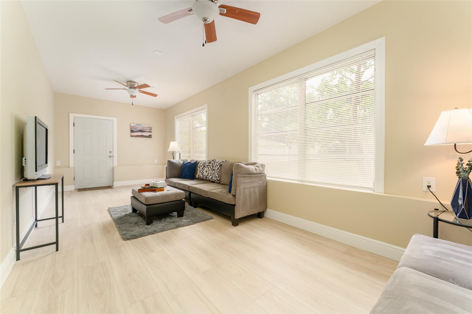 Image 17 of 47 For 4323 Culbreath Road B