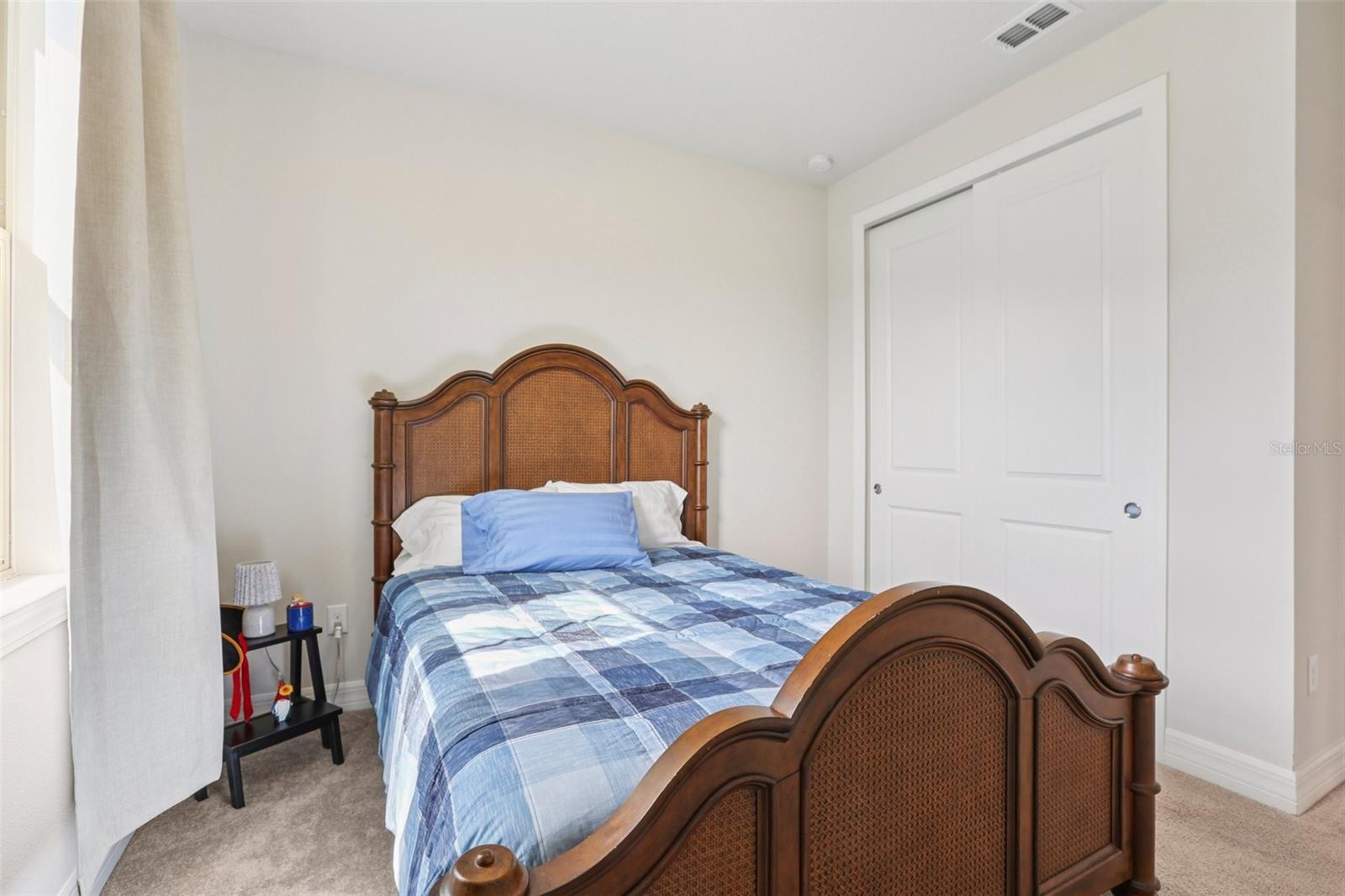 Image 21 of 36 For 19246 Briarbrook Drive