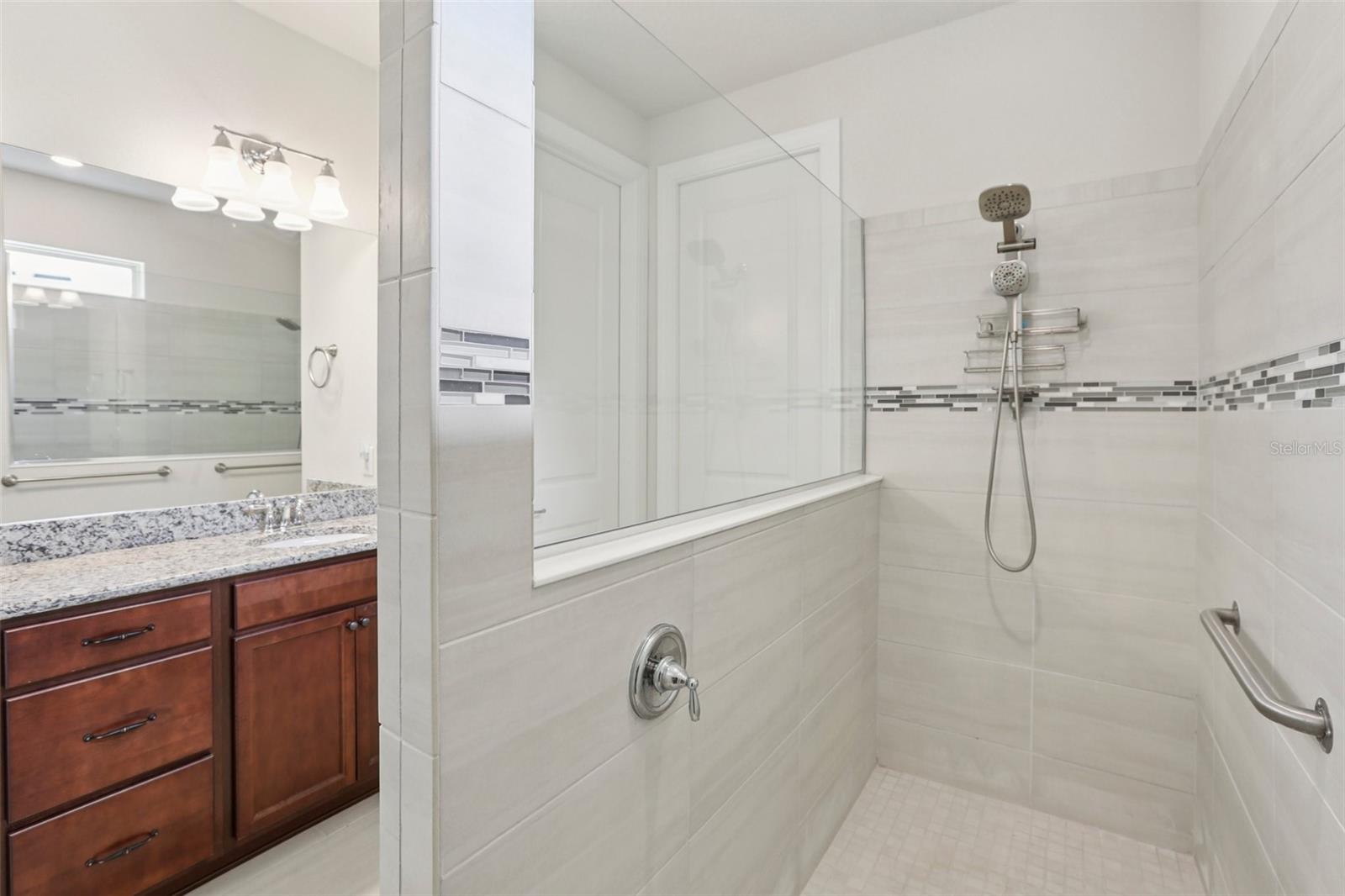 Image 30 of 36 For 19246 Briarbrook Drive