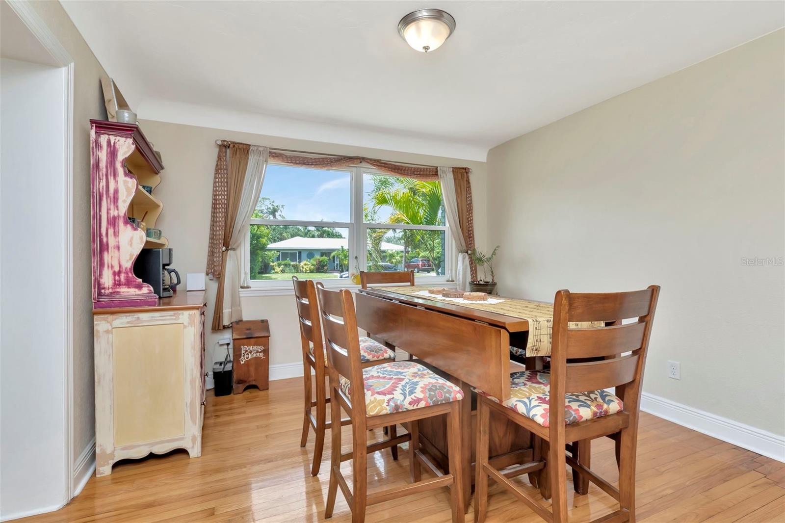 Image 9 of 61 For 4830 3rd Avenue N