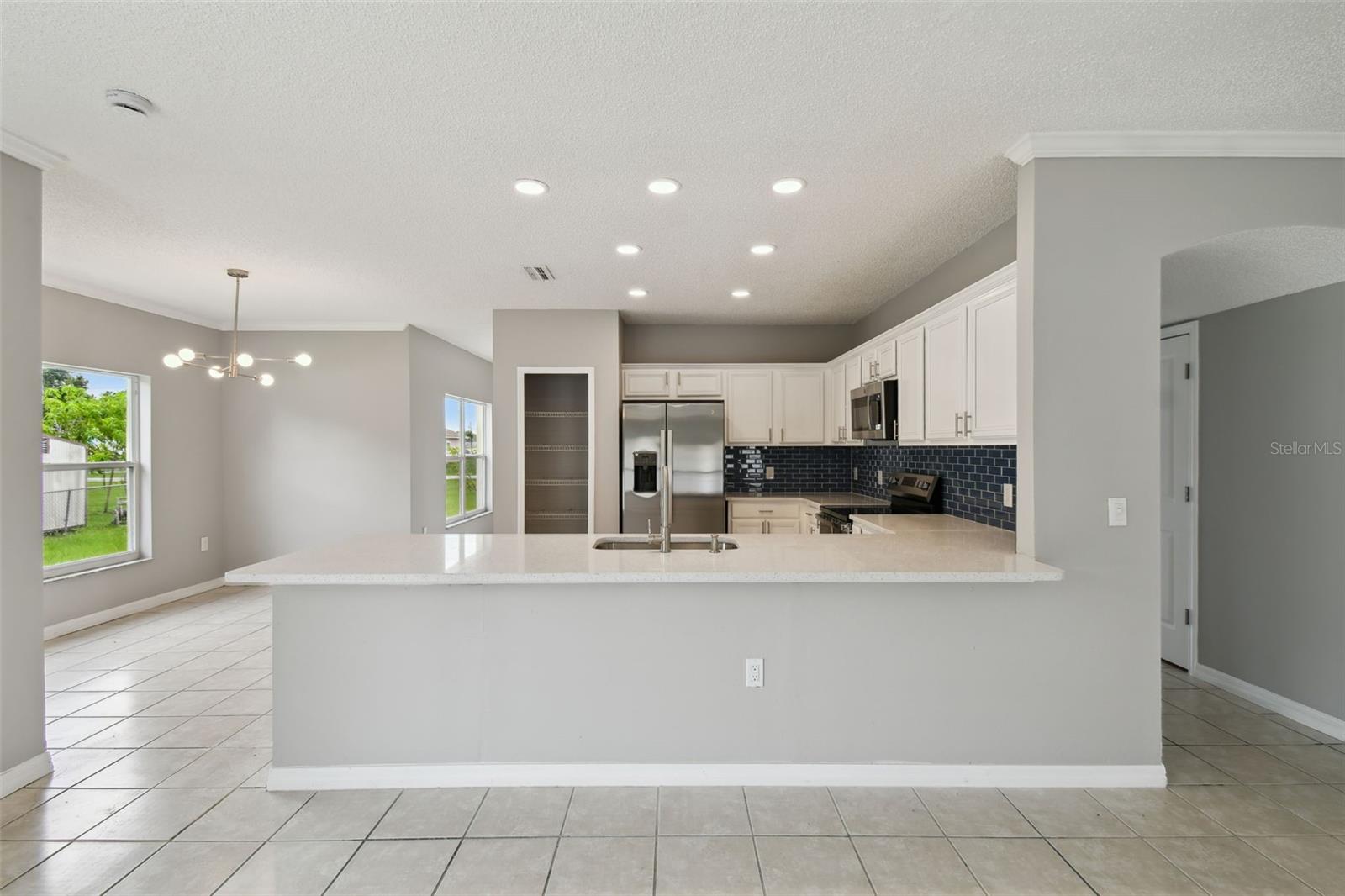 Image 13 of 32 For 811 Abbeville Court