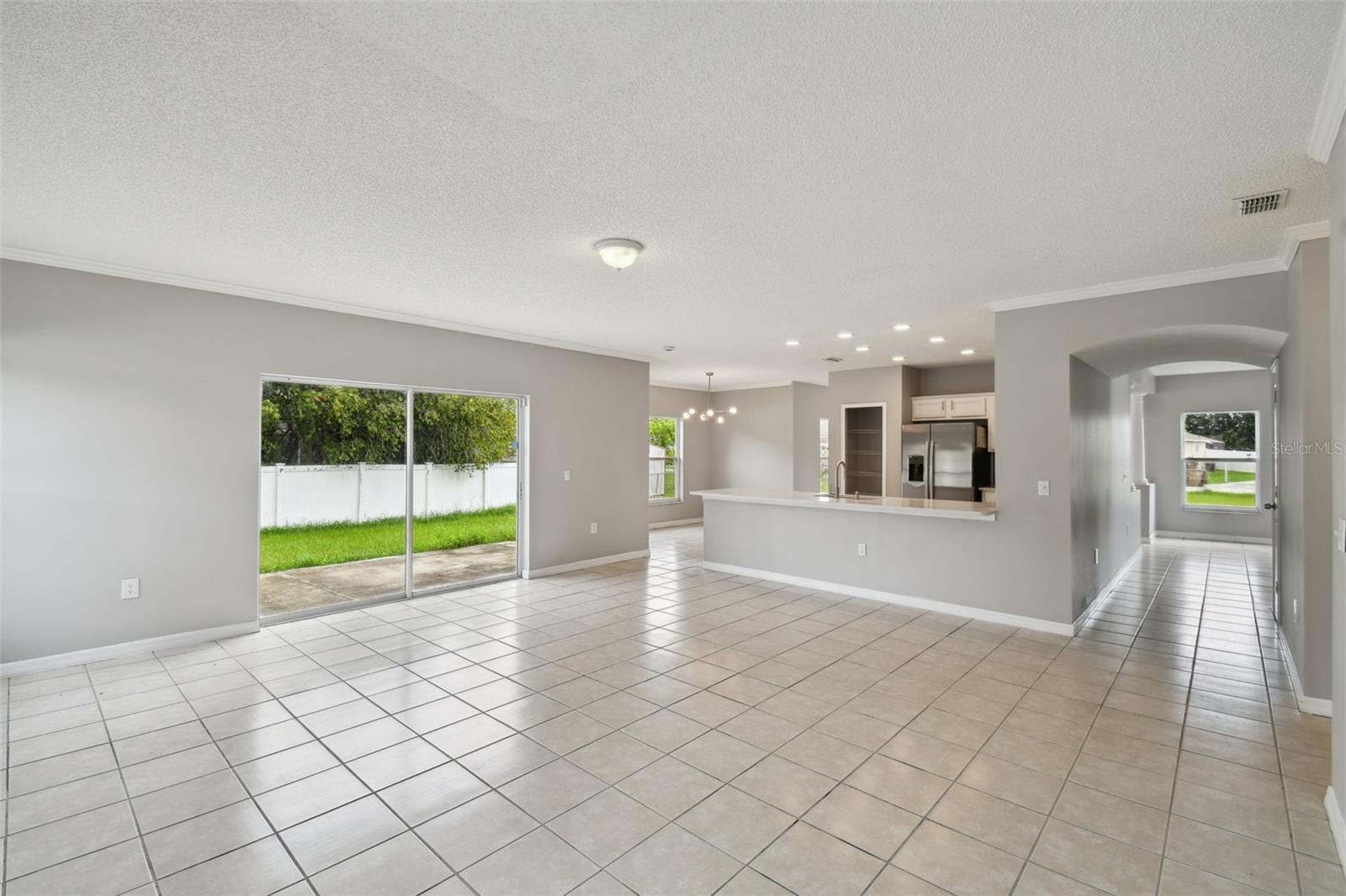 Image 15 of 32 For 811 Abbeville Court