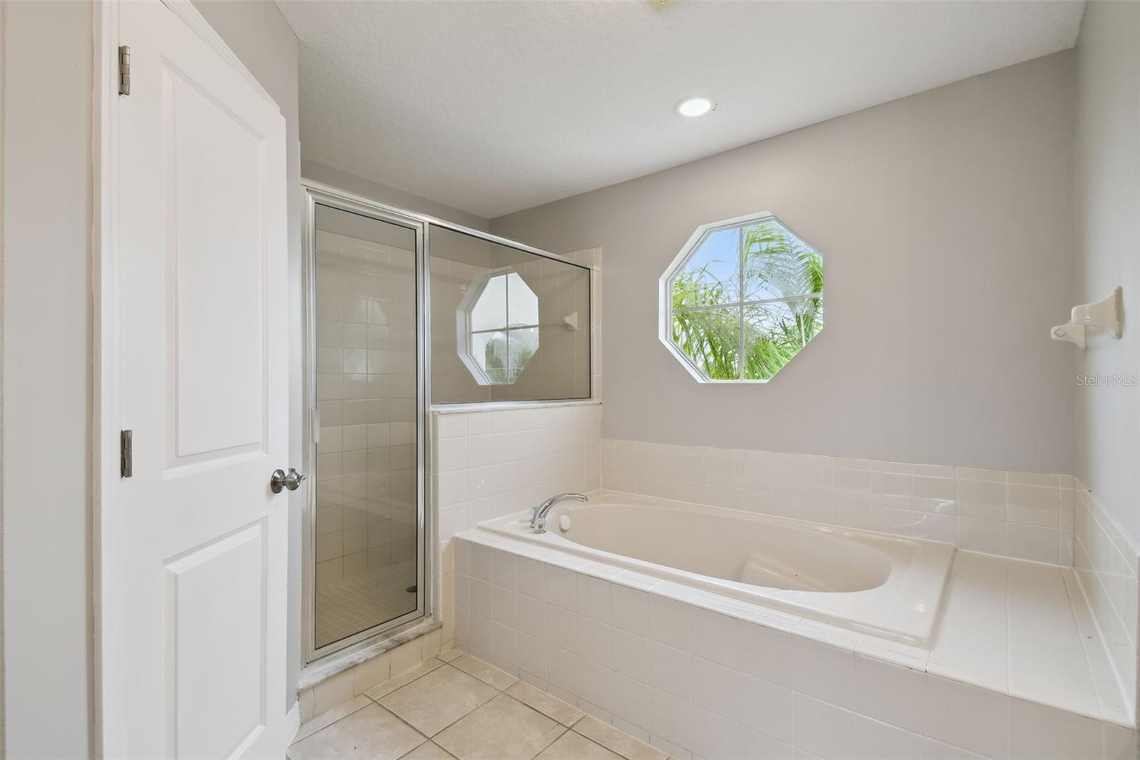 Image 20 of 32 For 811 Abbeville Court