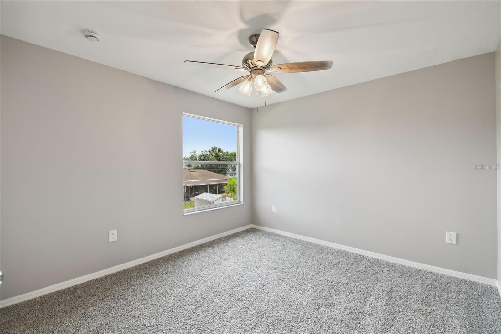 Image 21 of 32 For 811 Abbeville Court