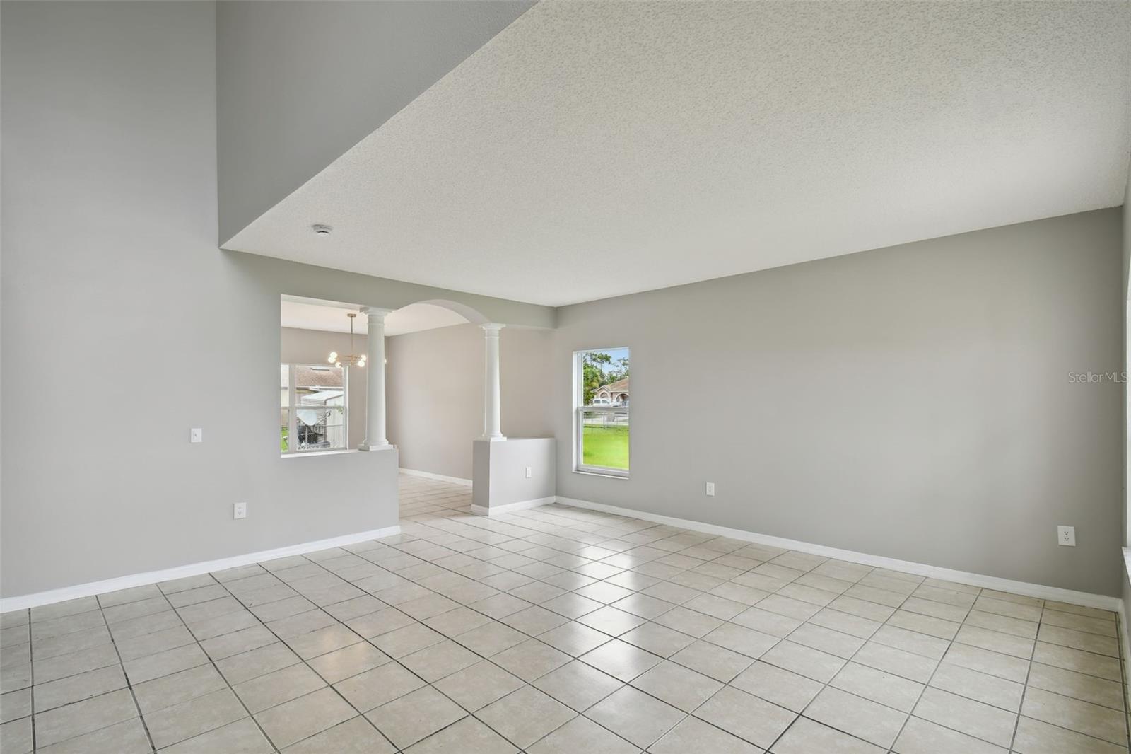 Image 3 of 32 For 811 Abbeville Court