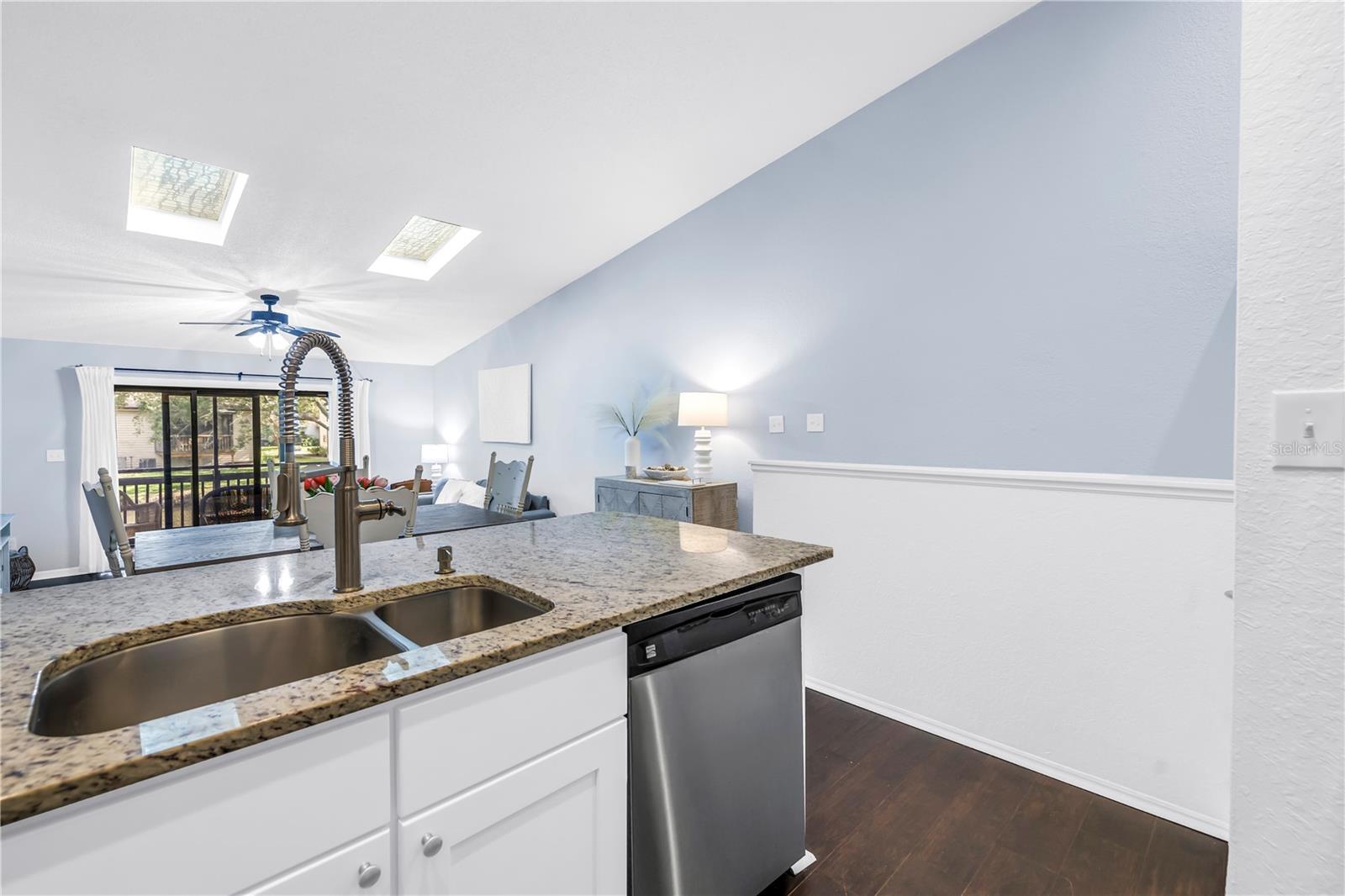 Image 19 of 33 For 6236 93rd Terrace N 3502