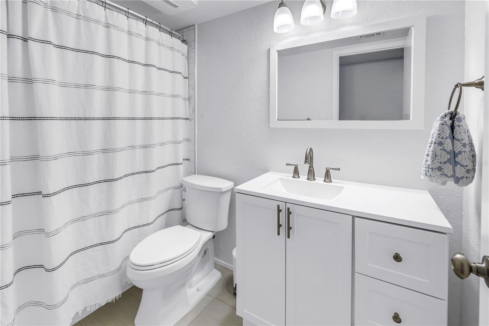 Image 23 of 33 For 6236 93rd Terrace N 3502