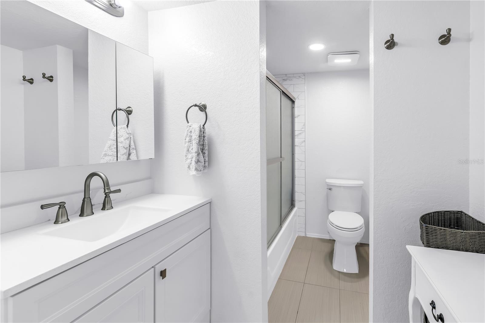 Image 27 of 33 For 6236 93rd Terrace N 3502