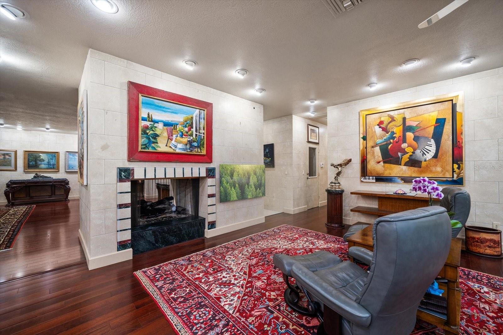 Image 16 of 91 For 1835 Alicia Way