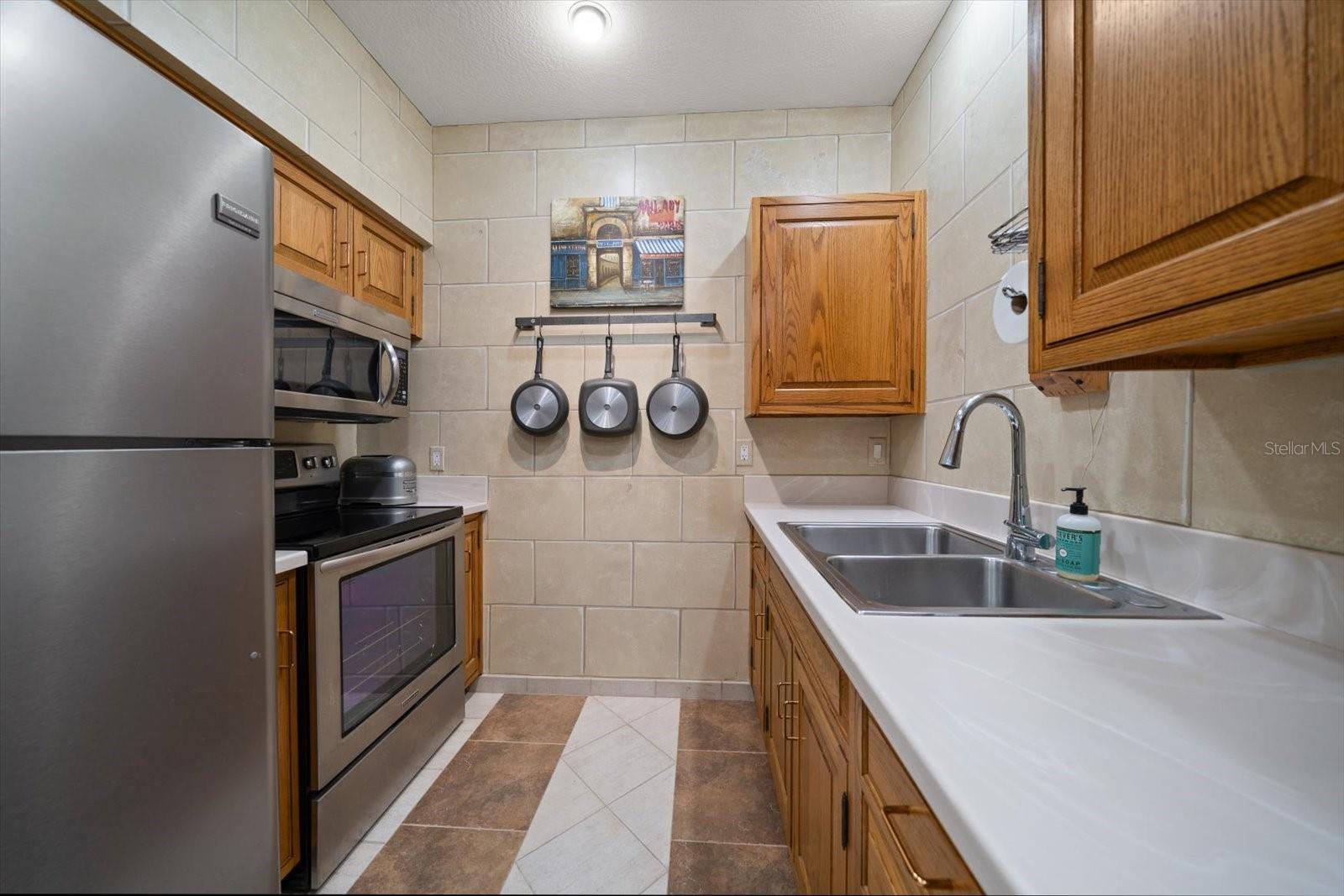 Image 53 of 91 For 1835 Alicia Way