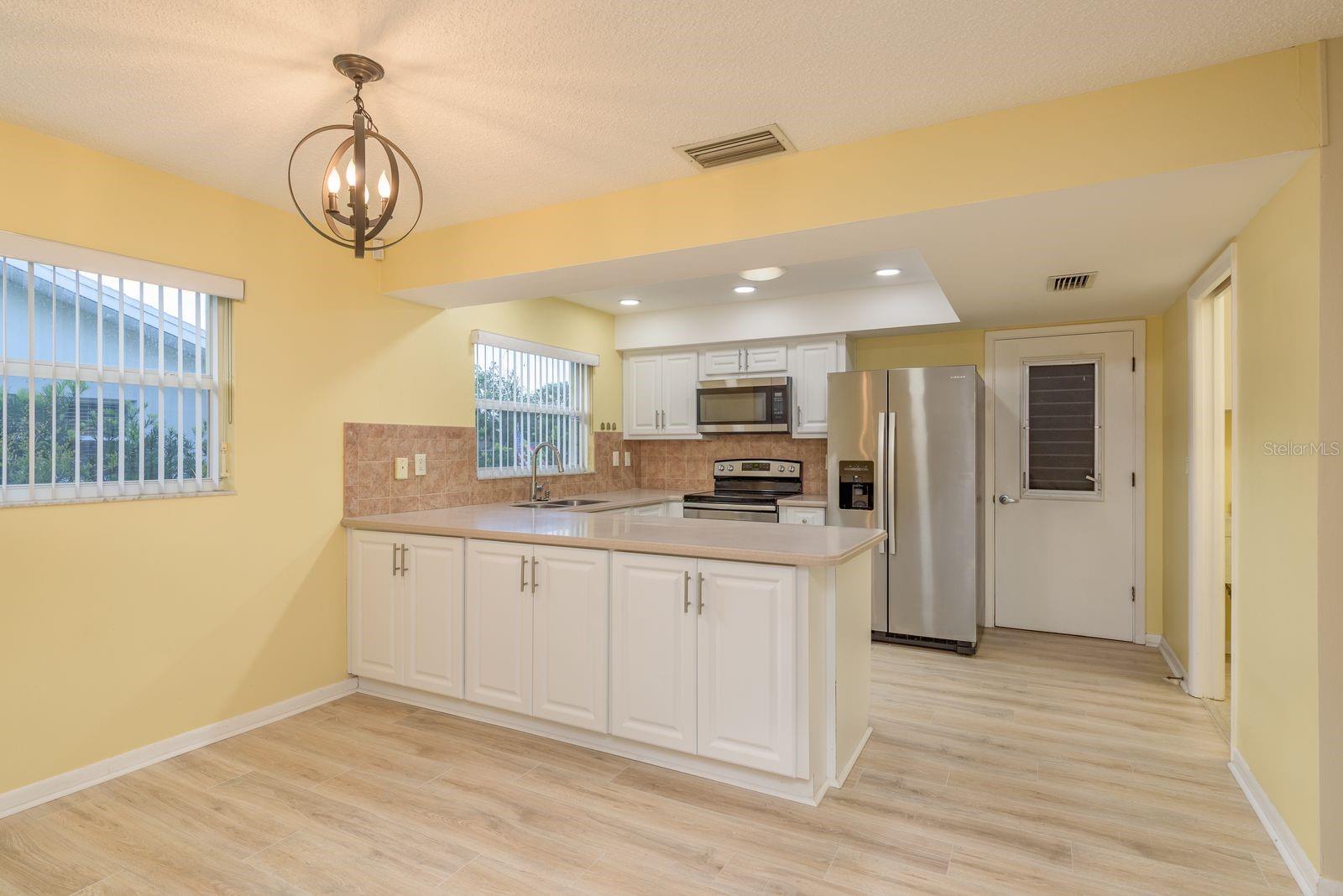 Image 13 of 33 For 2830 Wildwood Drive