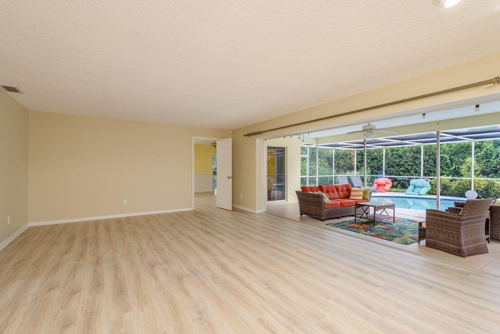 Image 7 of 33 For 2830 Wildwood Drive