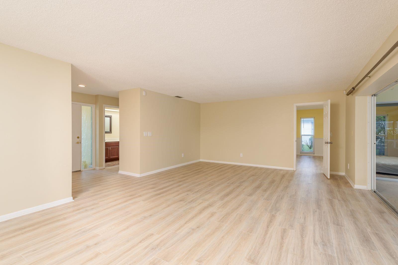 Image 8 of 33 For 2830 Wildwood Drive