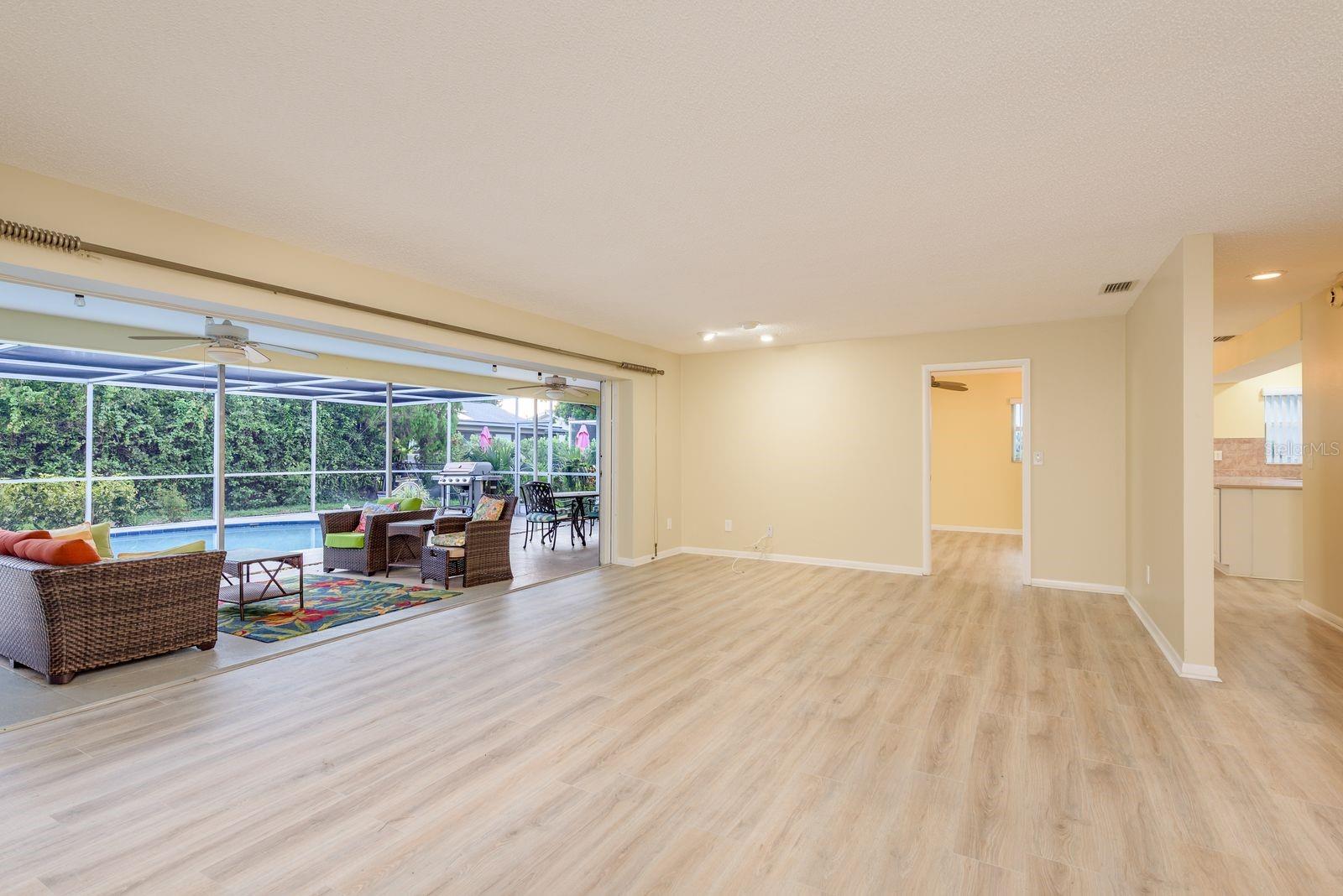 Image 9 of 33 For 2830 Wildwood Drive