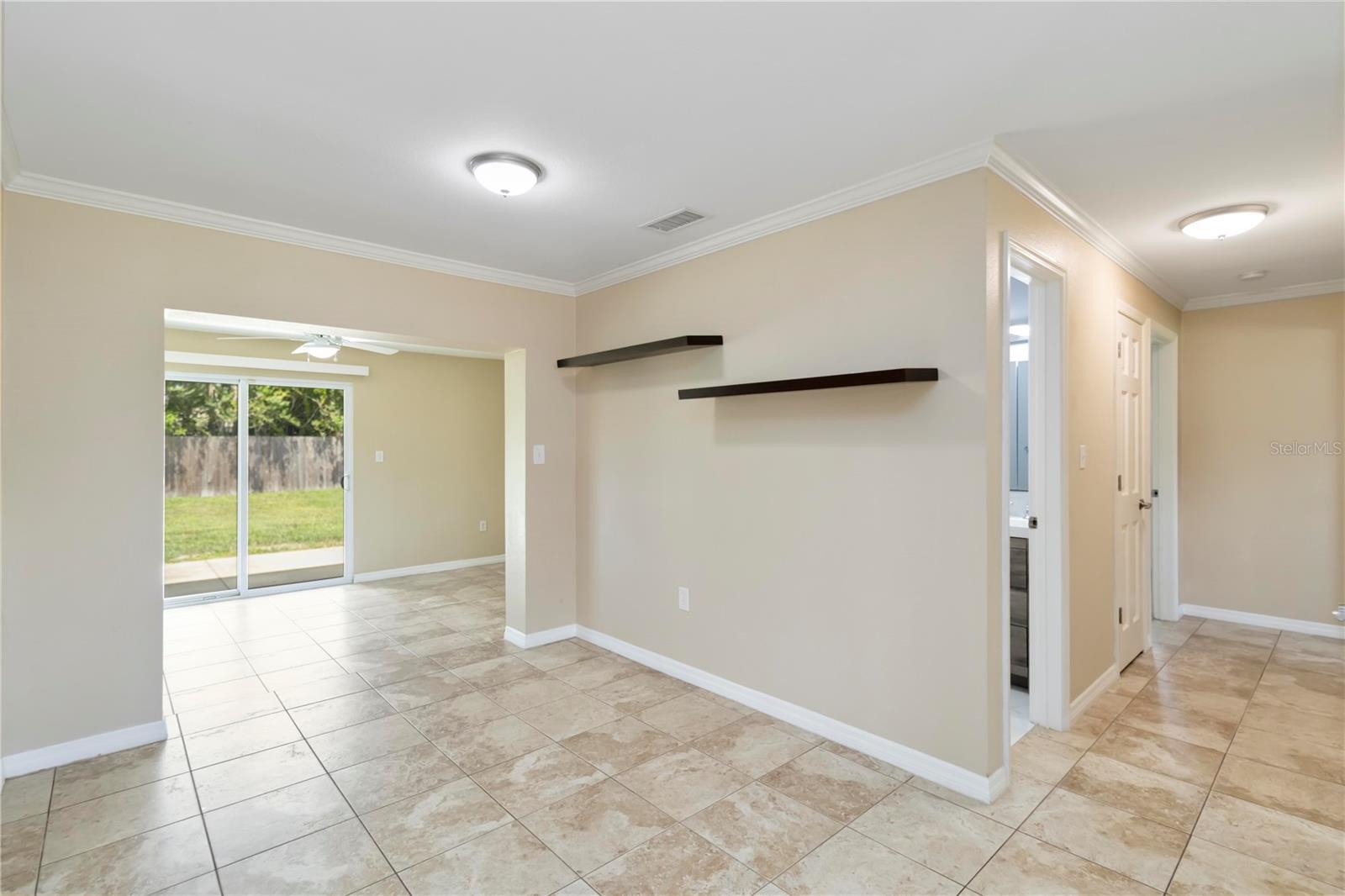 Image 10 of 34 For 3520 Aloha Drive