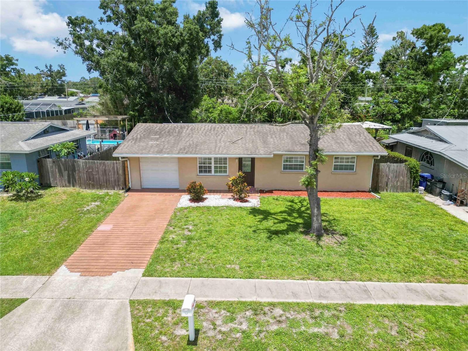 Image 27 of 34 For 3520 Aloha Drive