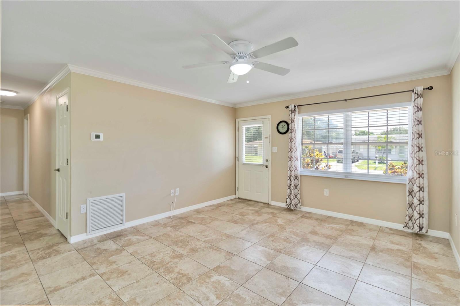 Image 4 of 34 For 3520 Aloha Drive