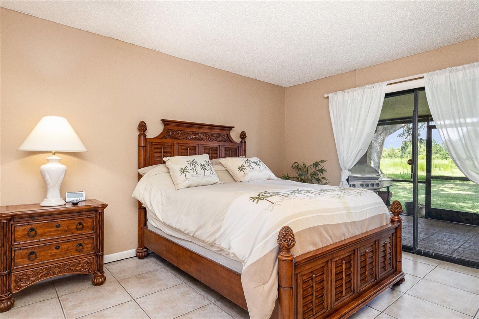 Image 11 of 18 For 5225 Imperial Lakes Boulevard 41