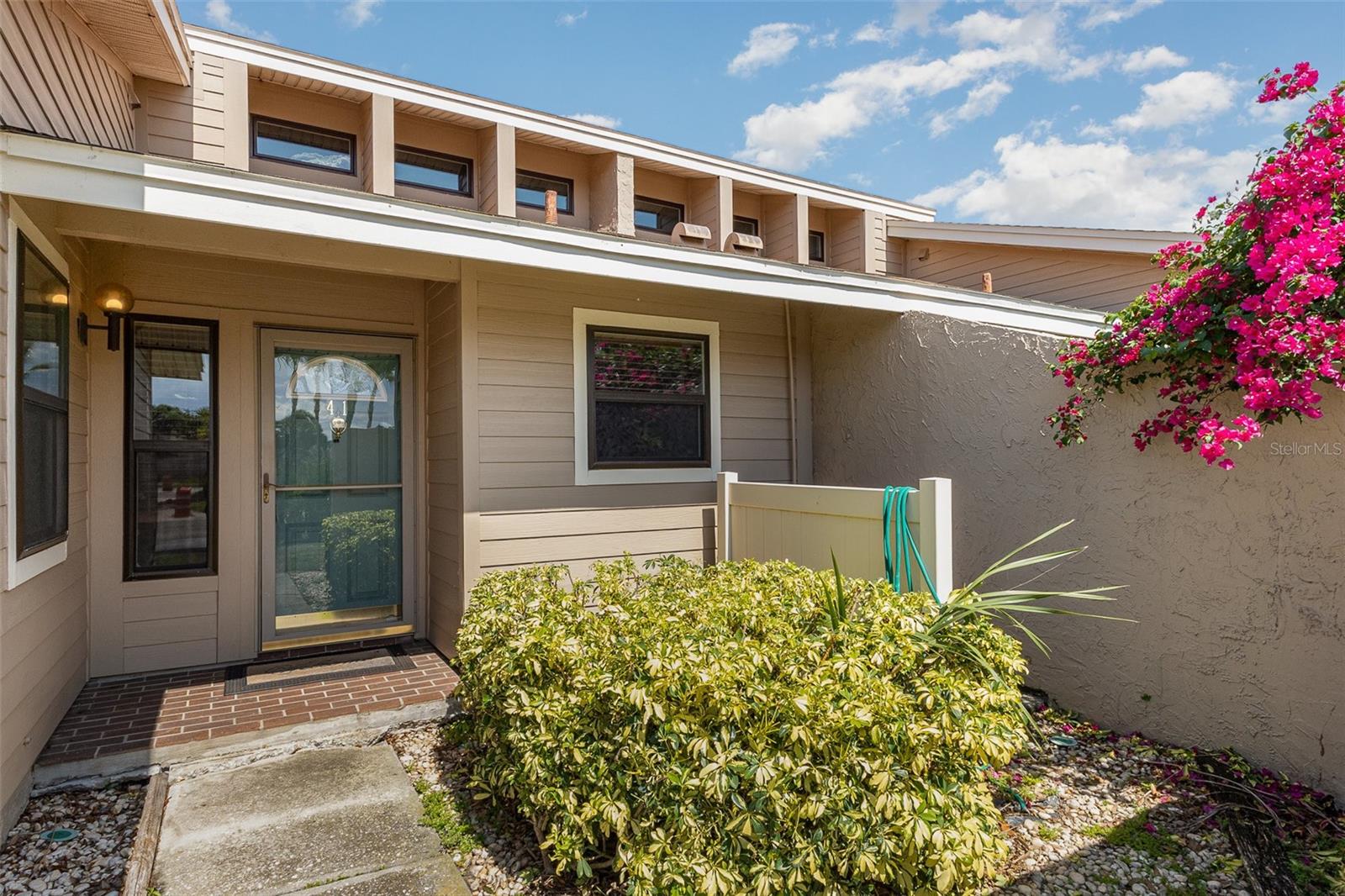 Image 2 of 18 For 5225 Imperial Lakes Boulevard 41