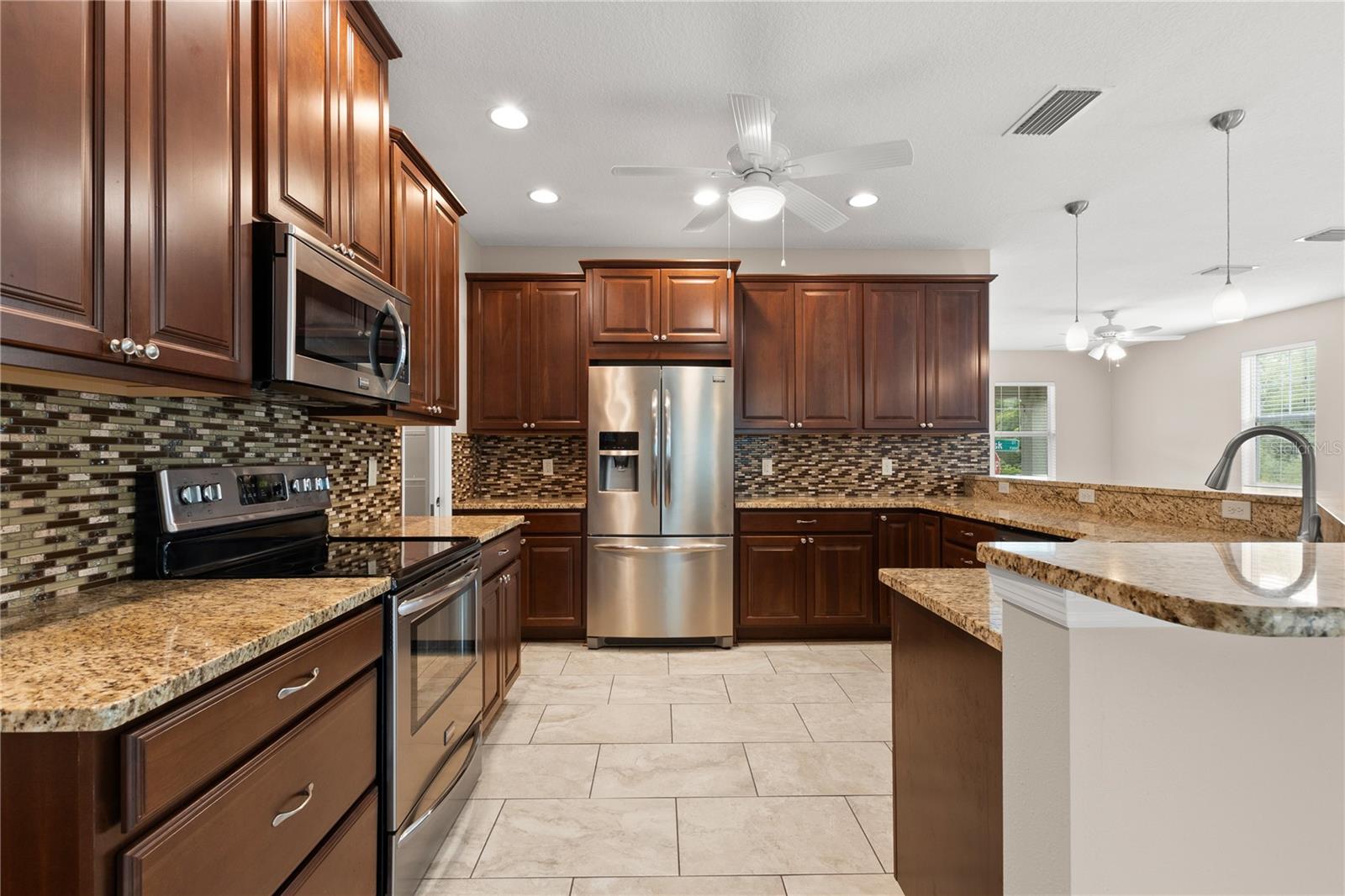 Image 11 of 35 For 7333 Trask Street