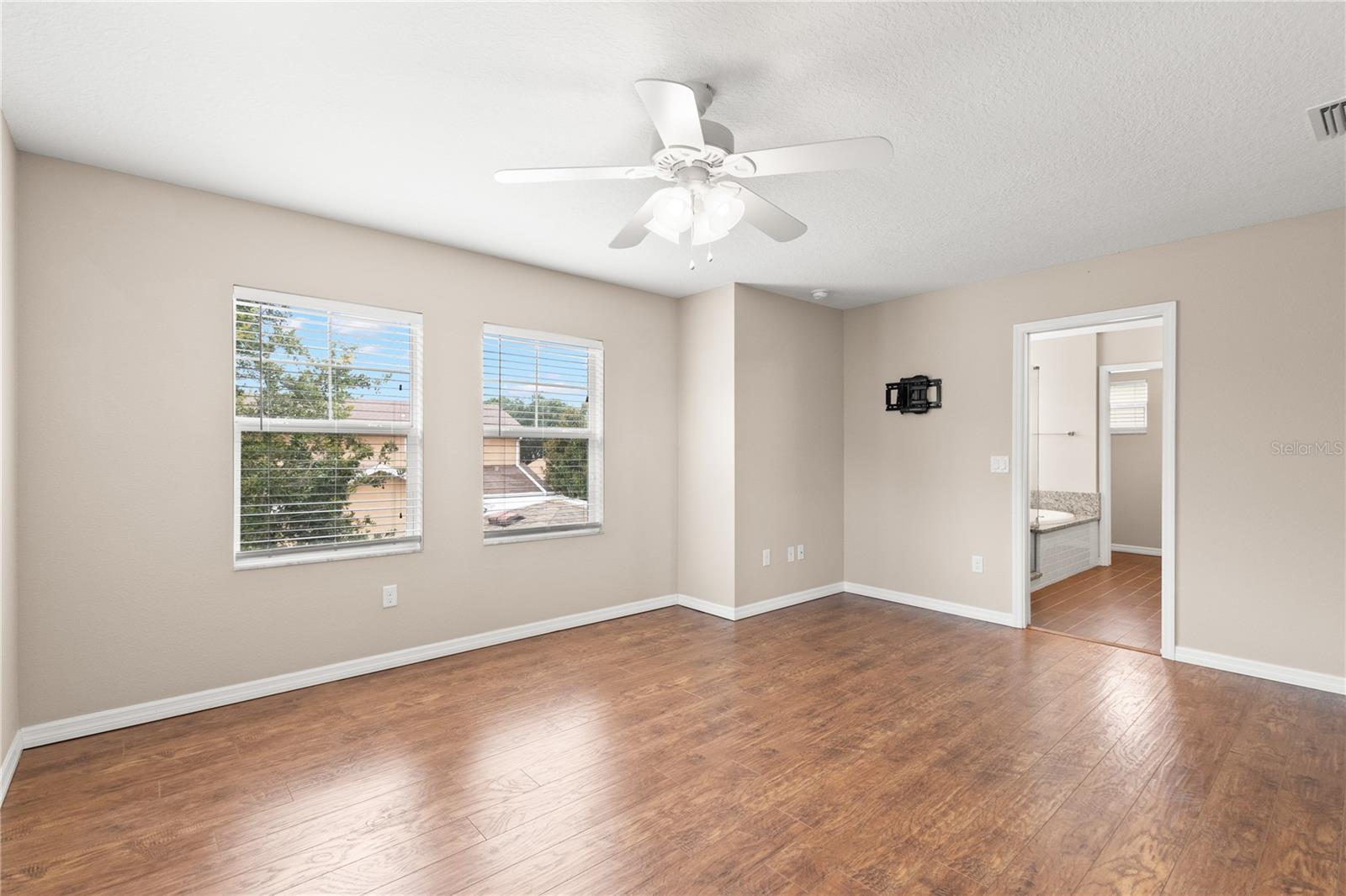 Image 21 of 35 For 7333 Trask Street