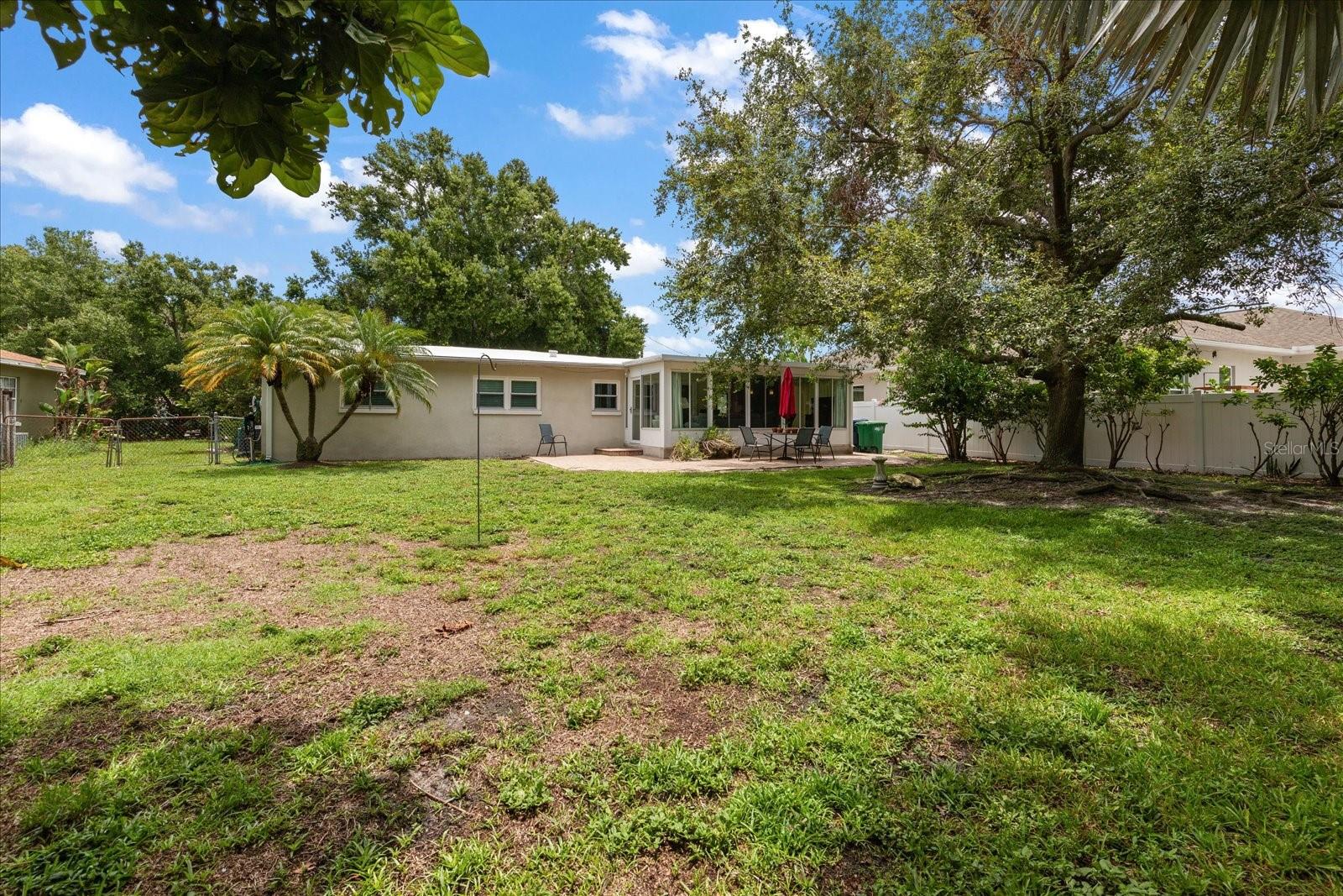 Image 30 of 32 For 4321 Thatcher Avenue