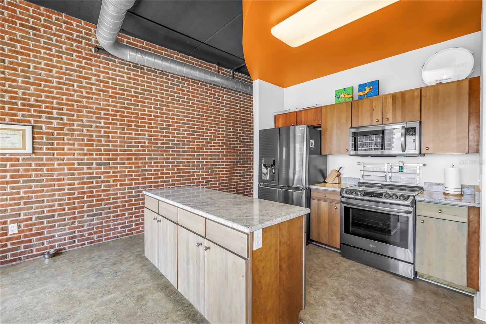 Image 7 of 47 For 175 2nd St S  P-2