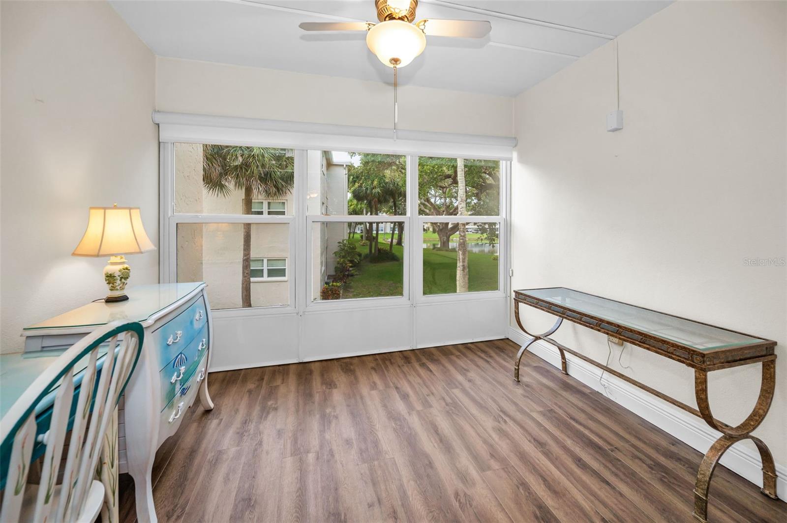 Image 10 of 61 For 920 Virginia Street 204
