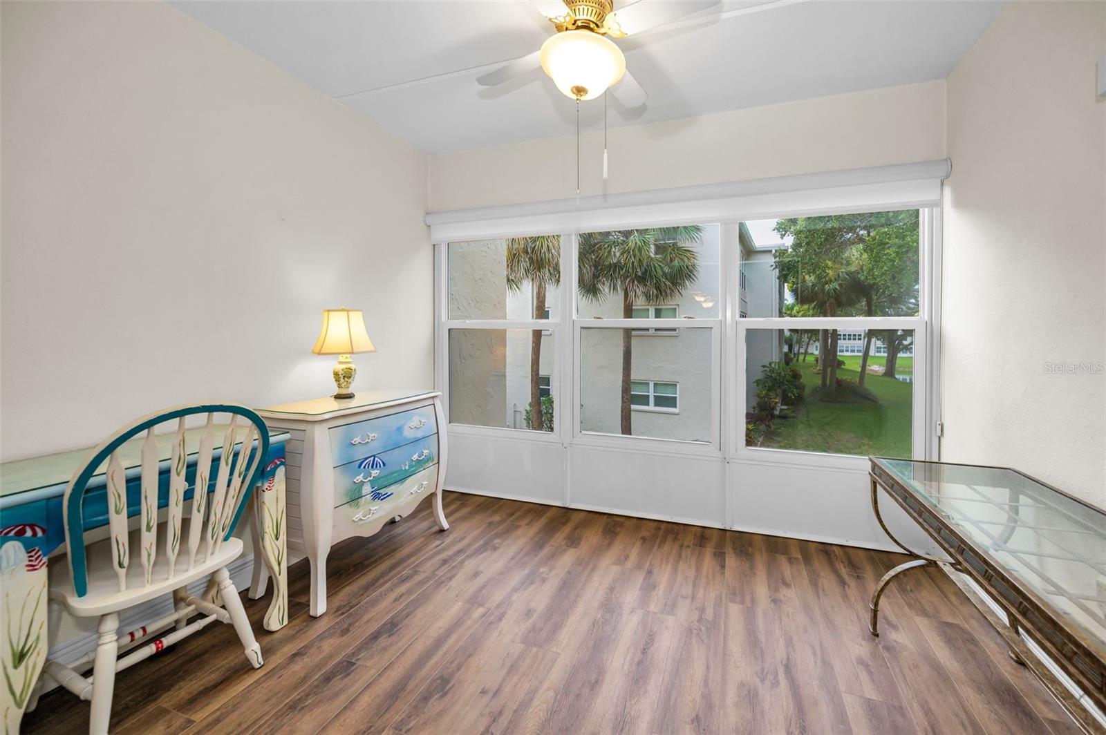 Image 12 of 61 For 920 Virginia Street 204