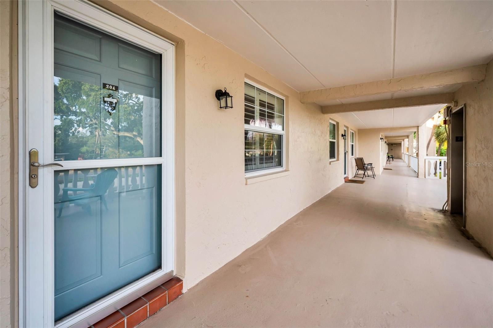 Image 5 of 61 For 920 Virginia Street 204