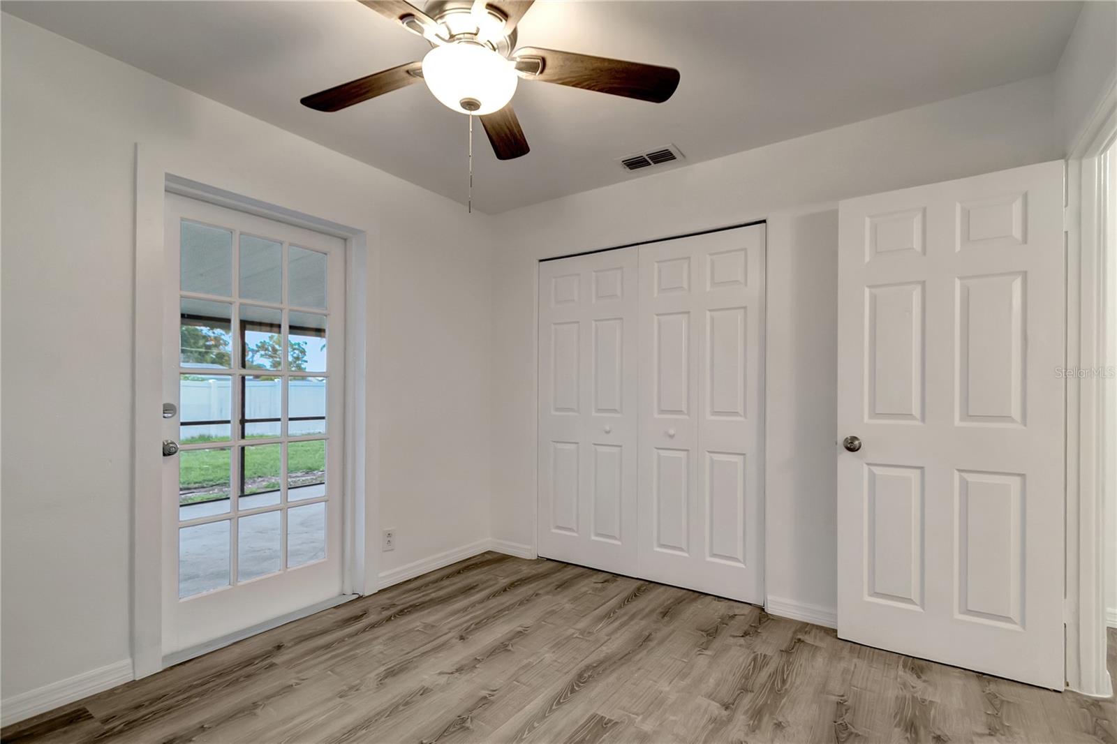Image 28 of 35 For 517 Fairhope Drive
