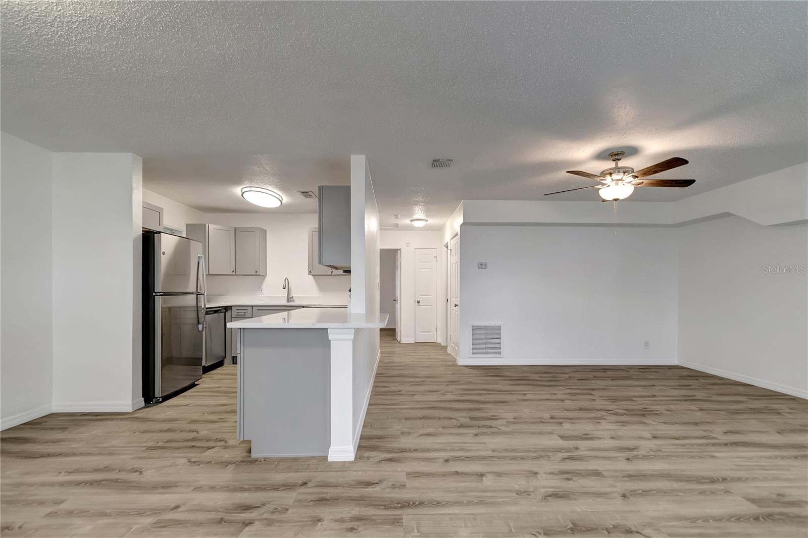 Image 4 of 35 For 517 Fairhope Drive