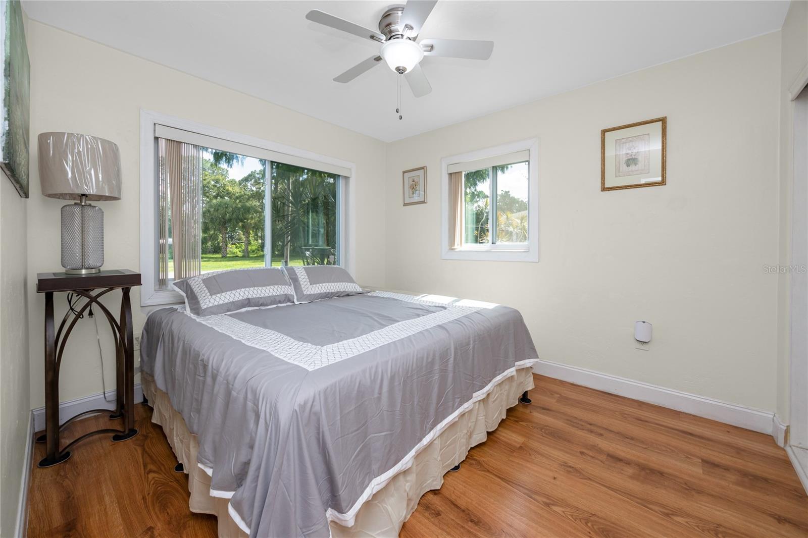 Image 19 of 44 For 6084 71st Avenue N