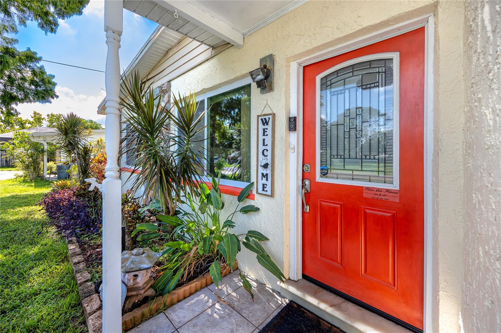 Image 3 of 44 For 6084 71st Avenue N
