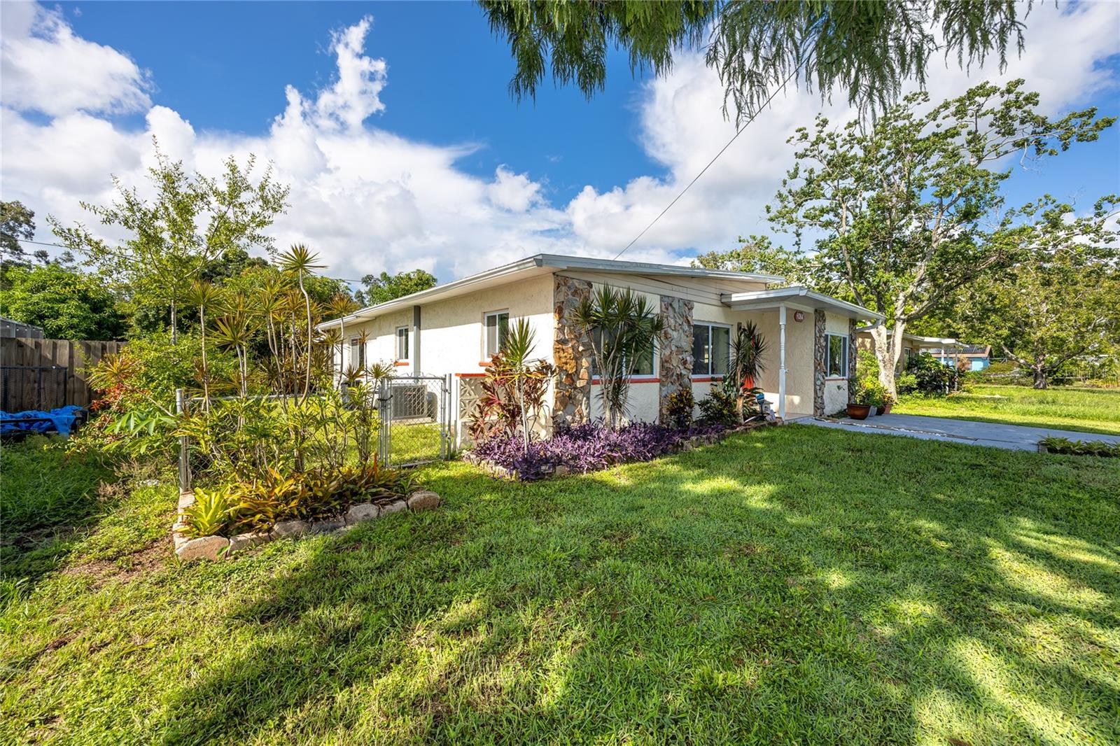 Image 42 of 44 For 6084 71st Avenue N
