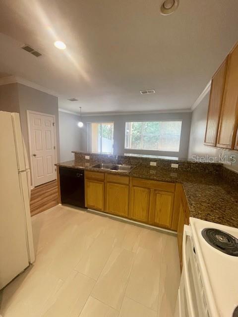 Image 13 of 42 For 8153 Stone Leaf Lane