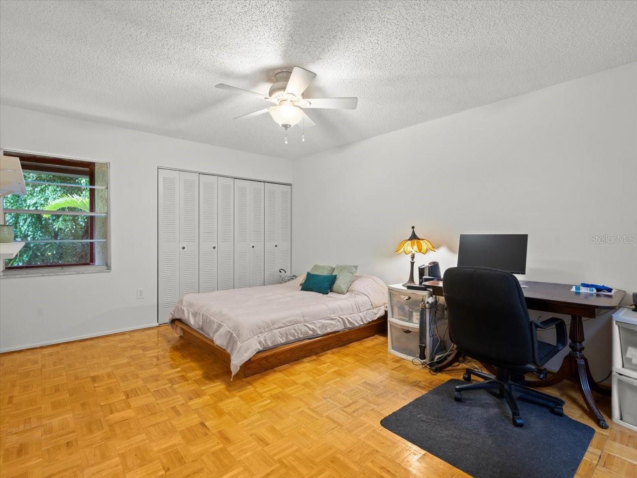 Image 16 of 31 For 2357 Walton Circle M6