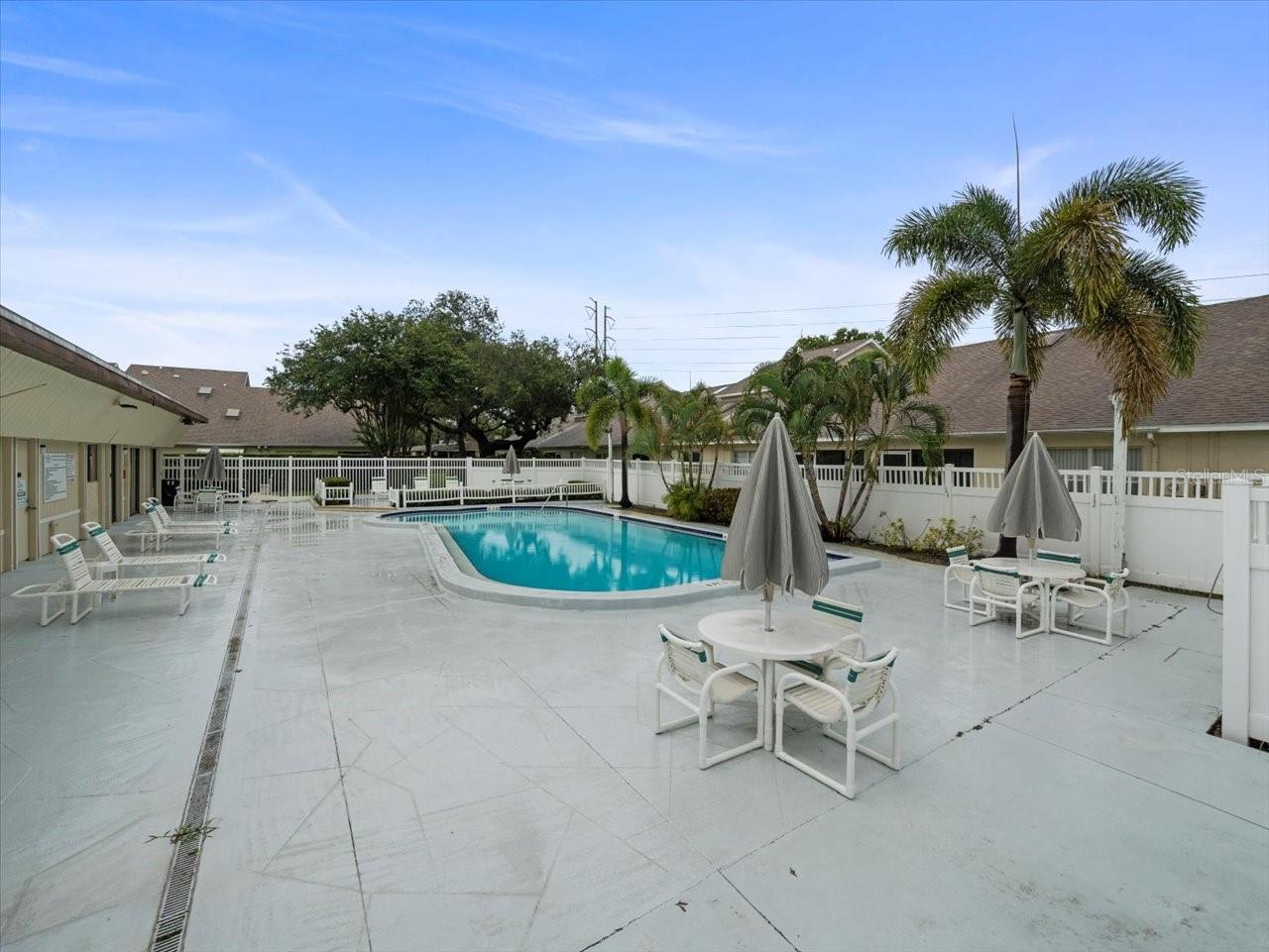 Image 29 of 31 For 2357 Walton Circle M6