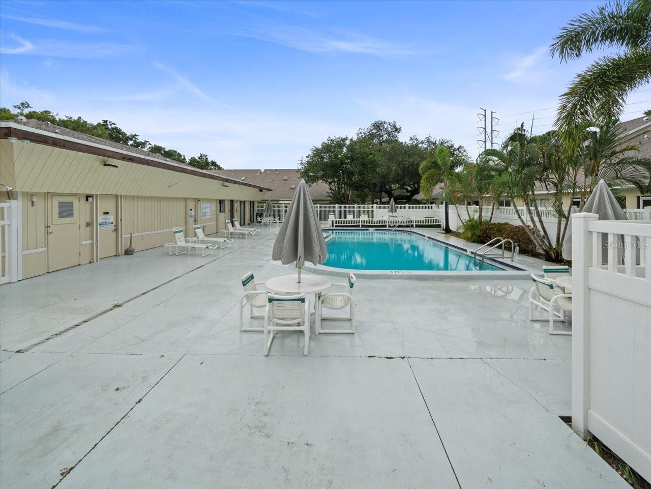 Image 30 of 31 For 2357 Walton Circle M6