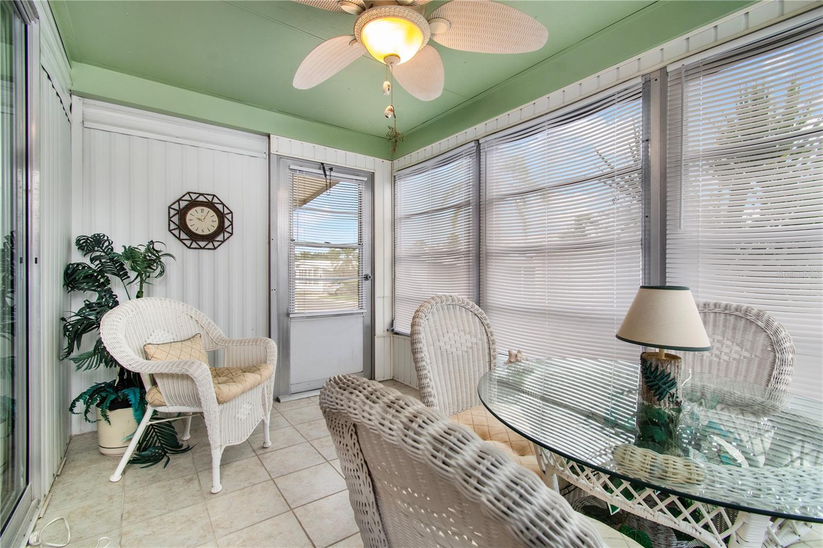 Image 12 of 44 For 664 Sugar Palm Street