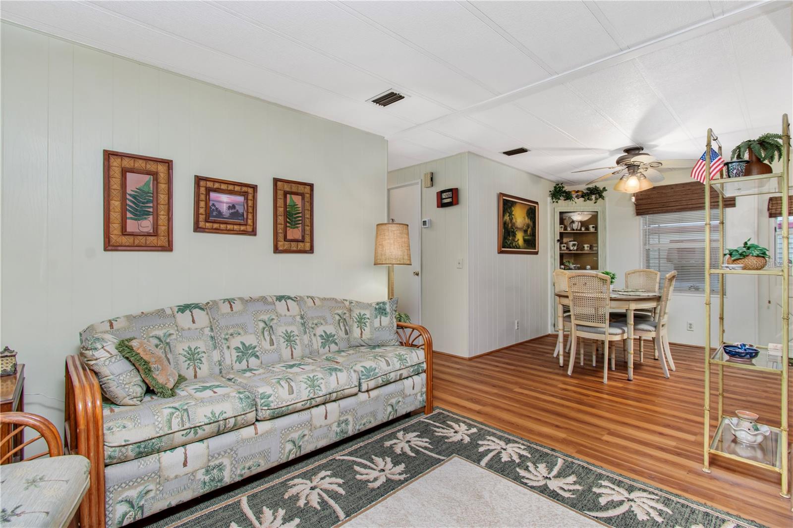 Image 14 of 44 For 664 Sugar Palm Street