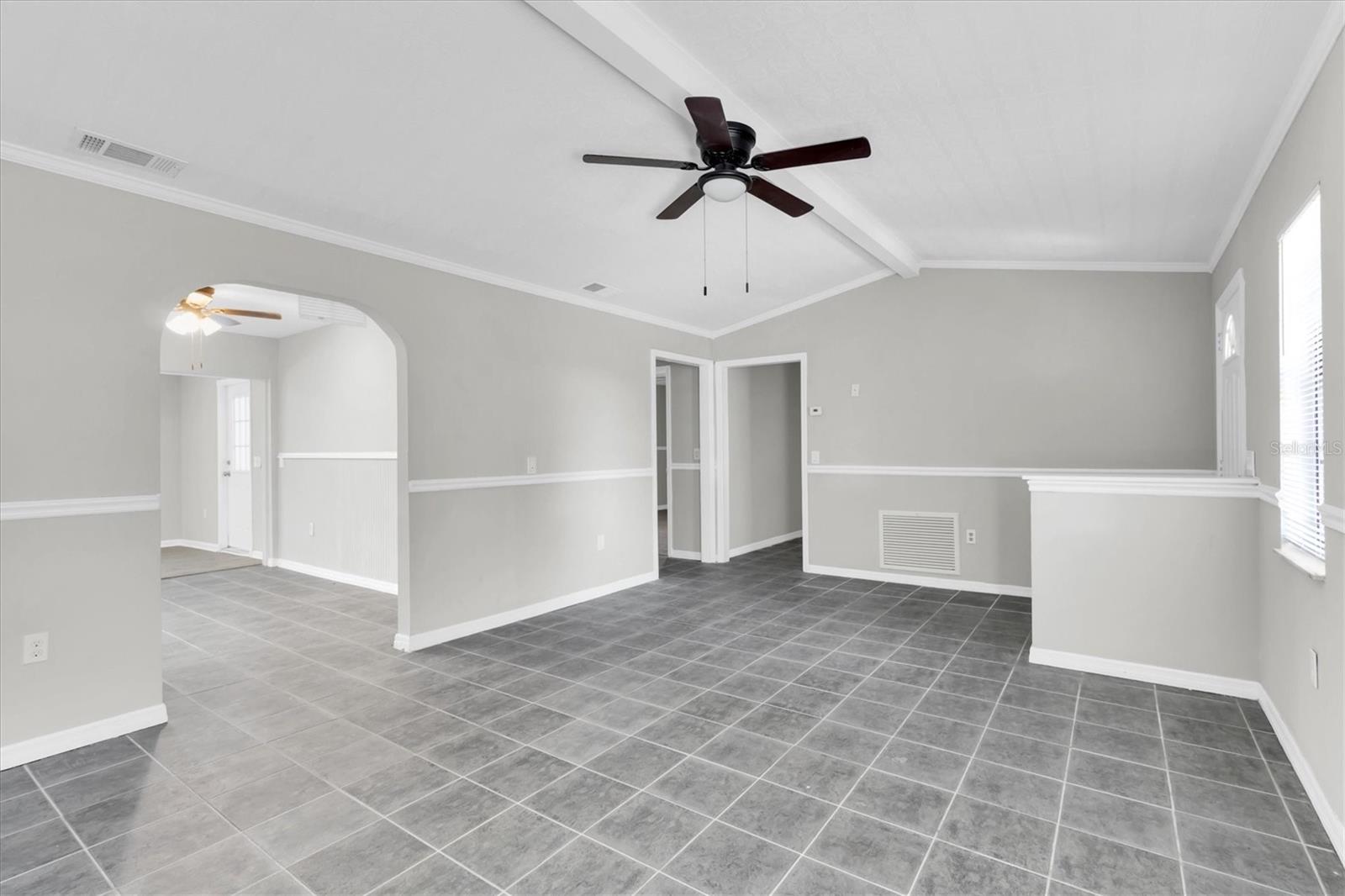 Image 55 of 58 For 271 Eastpoint Court