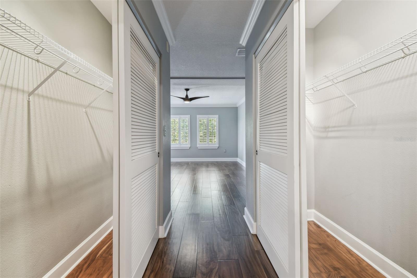 Listing photo id 19 for 435 Oregon Avenue 304